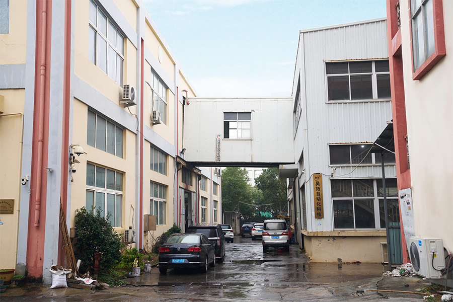 Fabbrica all'esterno